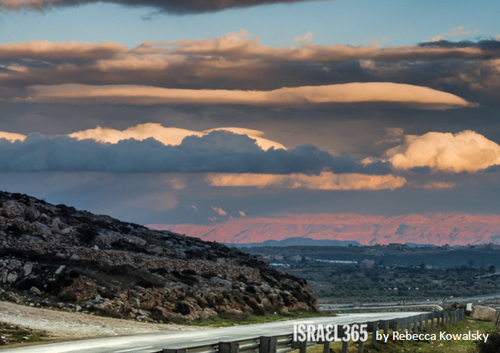 ISRAEL 54, sob nuvens.png
