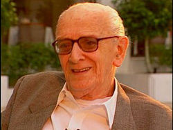 Mario_lago.jpg Mario_lago.jpg