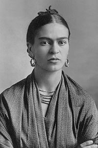 Frida_Kahlo.jpg Frida_Kahlo.jpg