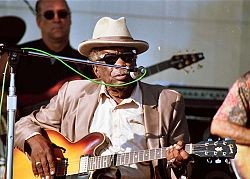 JohnLeeHooker.jpg JohnLeeHooker.jpg