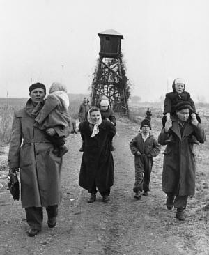hungarian refugees.jpg hungarian refugees.jpg
